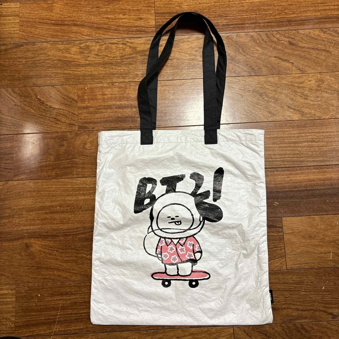 BT21(ビーティーイシビル)のBT21公式グッズ ミュージックシリーズ  CHIMMY エコバッグ エンタメ/ホビーのおもちゃ/ぬいぐるみ(キャラクターグッズ)の商品写真