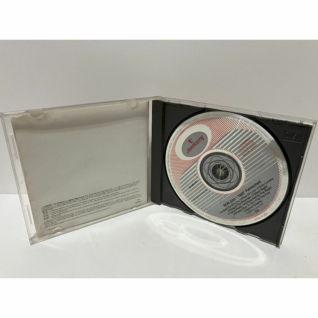 BON JOVI / 7800° FAHRENHEIT  CD エンタメ/ホビーのCD(ポップス/ロック(洋楽))の商品写真