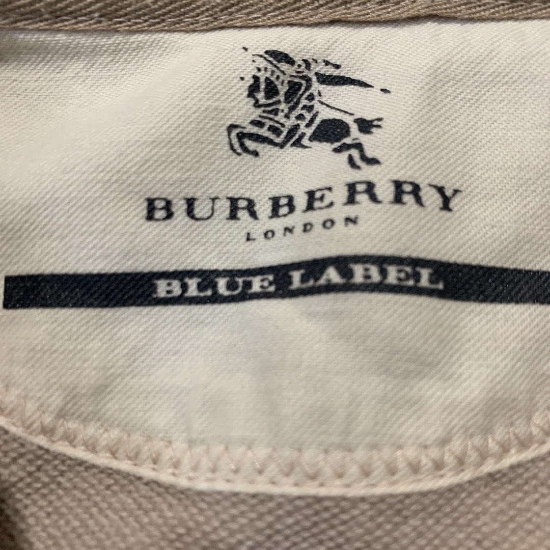 BURBERRY BLUE LABEL(バーバリーブルーレーベル)のバーバリー　フード付きパーカー レディースのトップス(パーカー)の商品写真