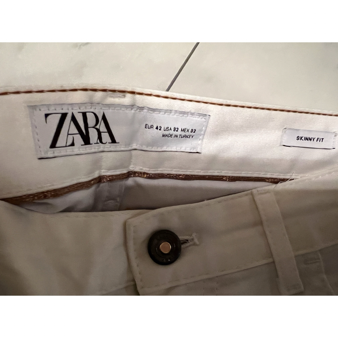 ZARA(ザラ)の④ZARA 新品未使用スキニーフィットパンツ32L薄手　春 メンズのパンツ(その他)の商品写真