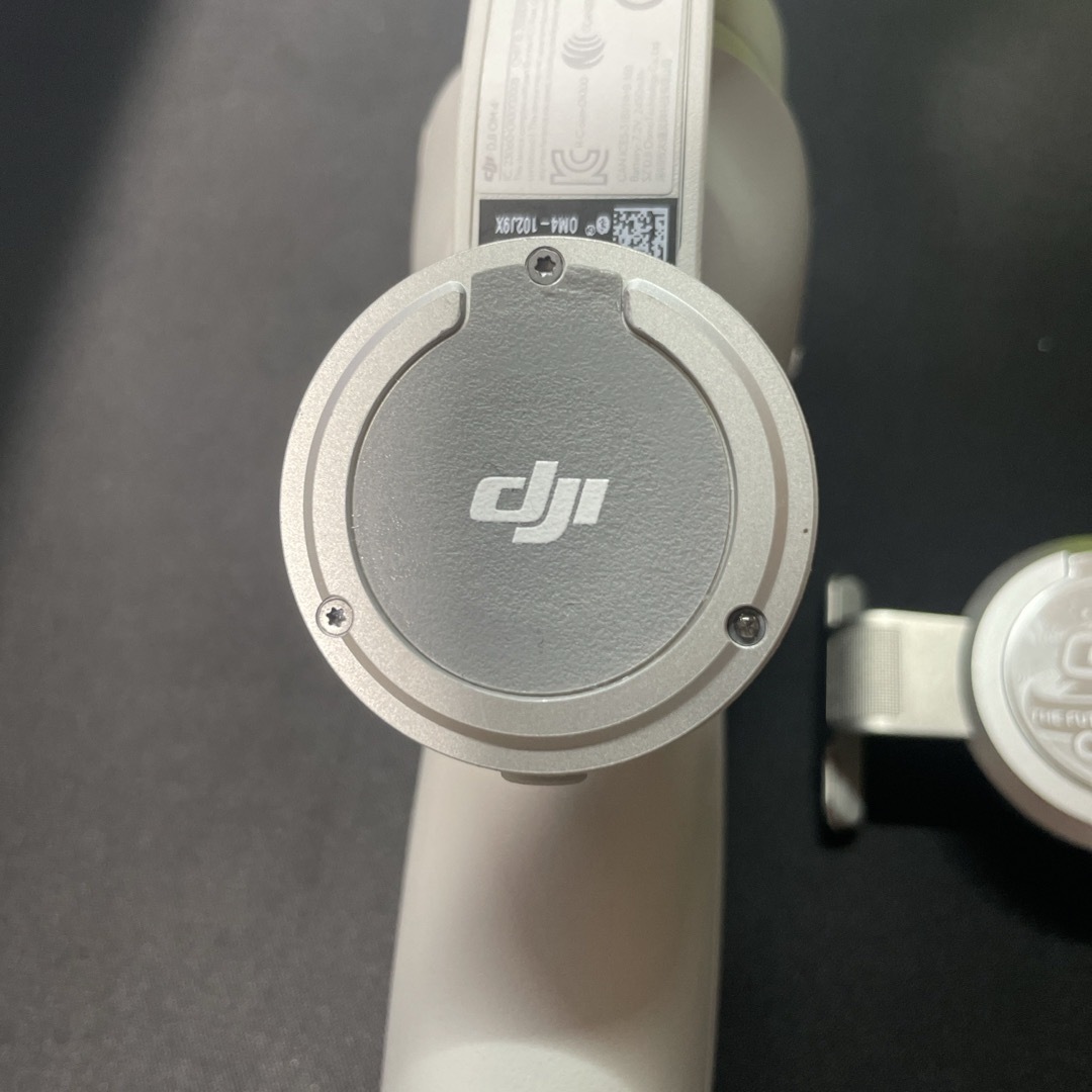 Inspire（DJI）(インスパイア)のDJI OM4 スマホ撮影用ジンバル スマホ/家電/カメラのスマホアクセサリー(自撮り棒)の商品写真