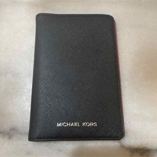 Michael Kors - Michael kors パスポートケース　マルチケース　カードケース