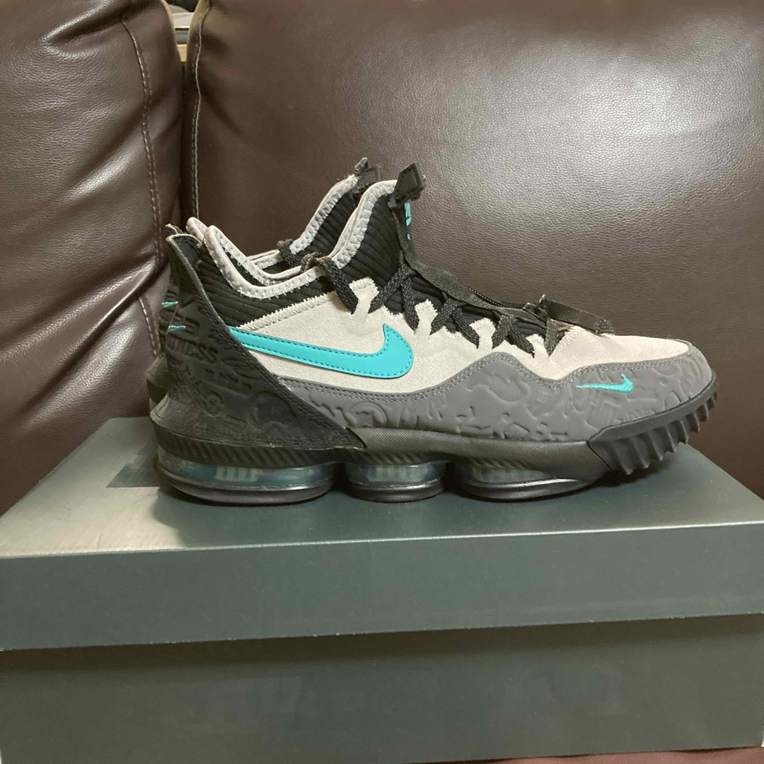 11cmアウトソールNIKE LEBRON XVI LOW AC  ATMOS スニーカー 27cm