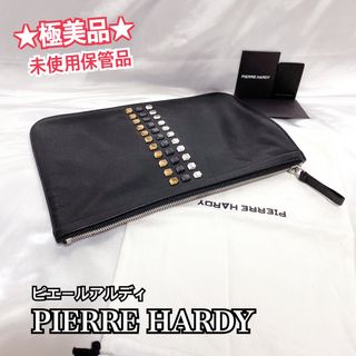 PIERRE HARDY - 【極美品】ピエールアルディ クラッチバッグ セカンドバッグ スタッズ レザー