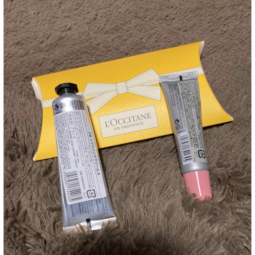 L'OCCITANE(ロクシタン)の【未使用】ロクシタン★チェリーブロッサム ソフトハンドクリーム&リップクリーム コスメ/美容のベースメイク/化粧品(リップグロス)の商品写真