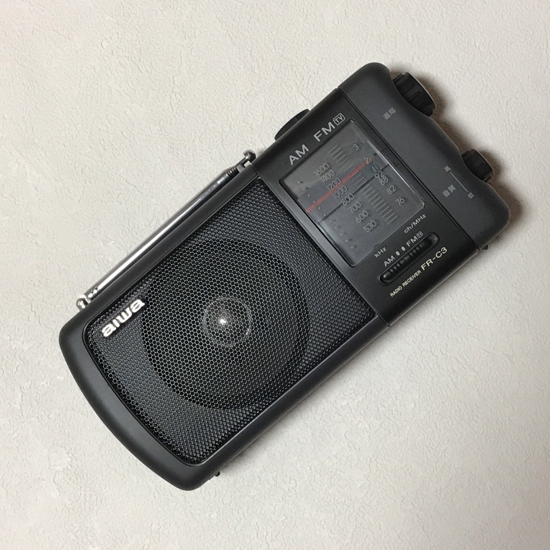 aiwa(アイワ)のアイワ   AM・FMポータブルラジオ FR-C3 スマホ/家電/カメラのオーディオ機器(ラジオ)の商品写真