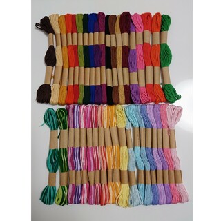 ダイソー(DAISO)の刺繍糸  ダイソー  ３８本  未使用品(生地/糸)