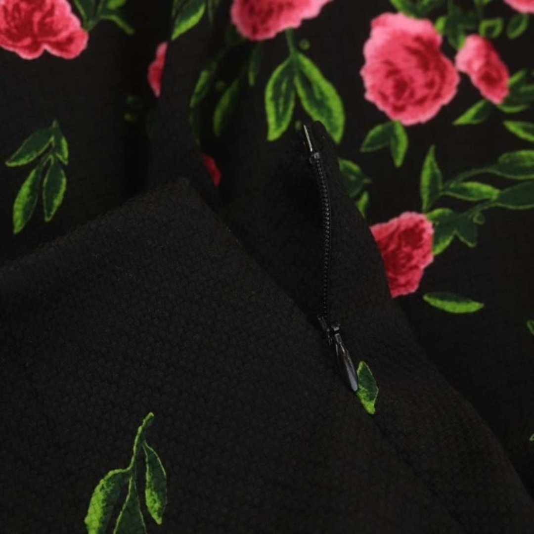 M'S GRACY(エムズグレイシー)のエムズグレイシー 花柄スカート ひざ丈 フレア サイドファスナー 38 M レディースのスカート(ひざ丈スカート)の商品写真