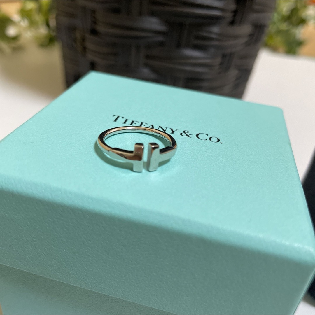 Tiffany & Co.(ティファニー)のティファニーᎢワイヤーリング　ティーワイヤー　8号　Ꮶ18ホワイトゴールド レディースのアクセサリー(リング(指輪))の商品写真