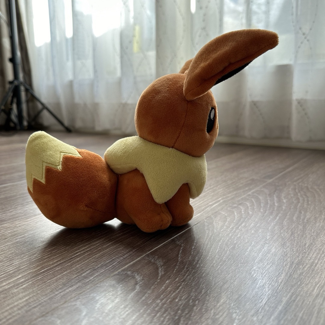 ポケモン(ポケモン)のイーブイ　ポケモンセンター　ぬいぐるみ エンタメ/ホビーのおもちゃ/ぬいぐるみ(キャラクターグッズ)の商品写真