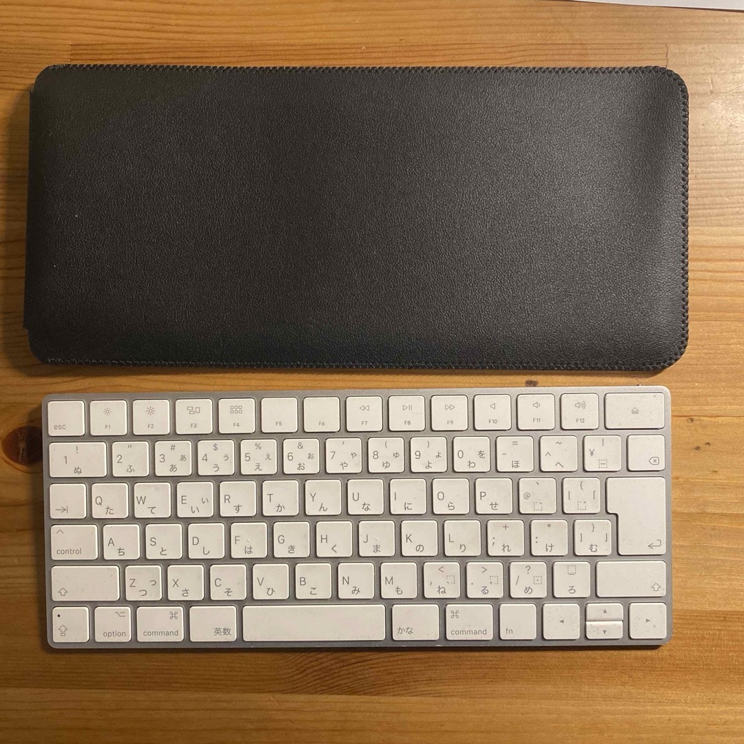 Apple(アップル)のApple Magic Keyboard A1644  専用カバー付き スマホ/家電/カメラのPC/タブレット(PC周辺機器)の商品写真