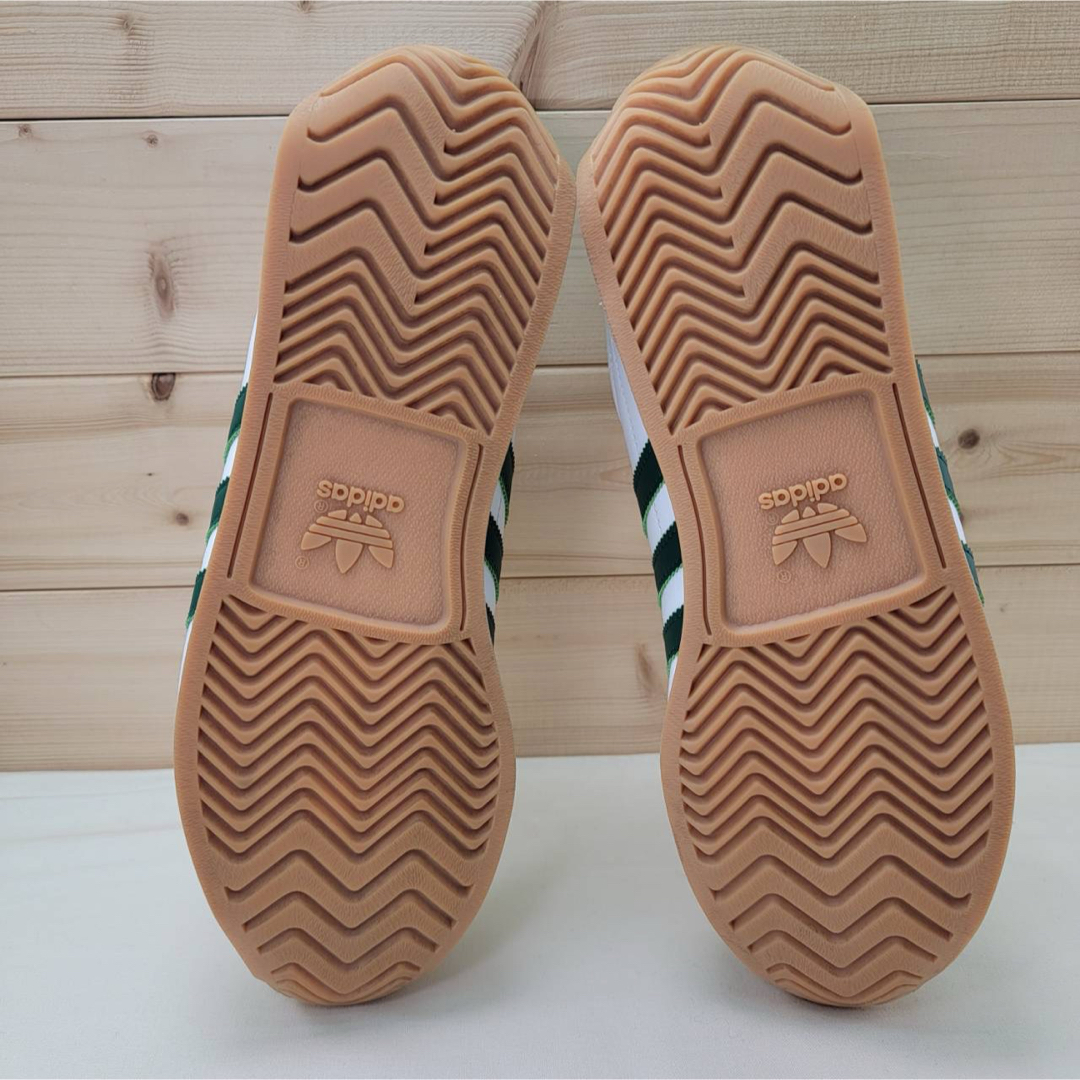 adidas(アディダス)のアディダス オリジナルス カントリー ホワイト/グリーン 27.5㎝ メンズの靴/シューズ(スニーカー)の商品写真