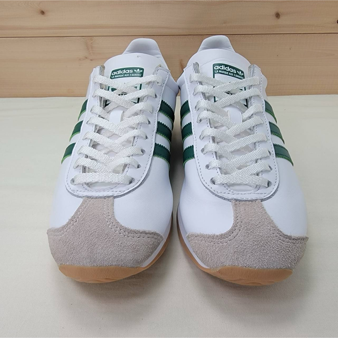 adidas(アディダス)のアディダス オリジナルス カントリー ホワイト/グリーン 27.5㎝ メンズの靴/シューズ(スニーカー)の商品写真