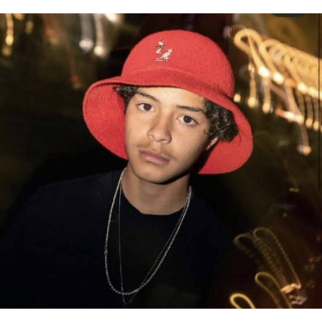 WIND AND SEA(ウィンダンシー)のWIND AND SEA X KANGOL BERMUDA CASUAL"Red メンズの帽子(ハット)の商品写真