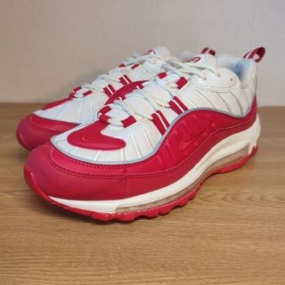 ナイキ(NIKE)の大人気 NIKE AIRMAX 98 UNIVERSITY RED/WHITE(スニーカー)