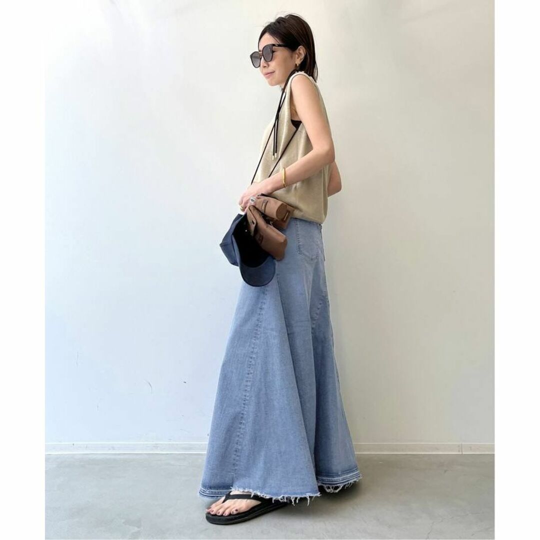 L'Appartement DEUXIEME CLASSE(アパルトモンドゥーズィエムクラス)の2022 GOOD GRIEF DENIM VOLUME FLARE SKIRT レディースのスカート(ロングスカート)の商品写真