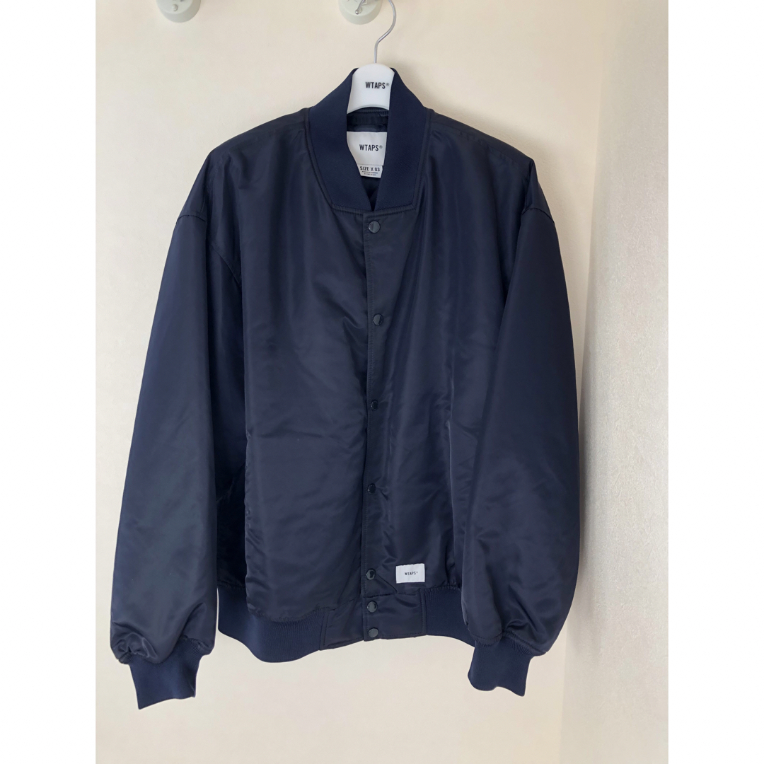 W)taps(ダブルタップス)のWTAPS ダブルタップス TEAM JACKET 21 awクロスボーン メンズのジャケット/アウター(ナイロンジャケット)の商品写真