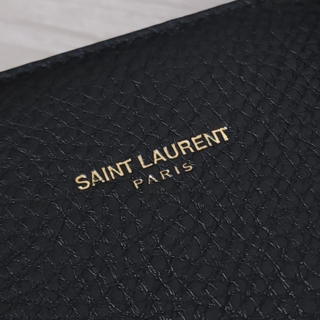 Saint Laurent(サンローラン)のこちらは専用です レディースのバッグ(トートバッグ)の商品写真