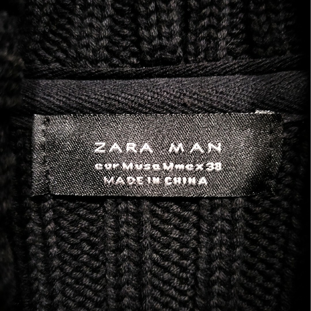 ZARA(ザラ)の【リブ編み】ザラ ZARA アシンメトリー ショールカラー ニット メンズのトップス(ニット/セーター)の商品写真