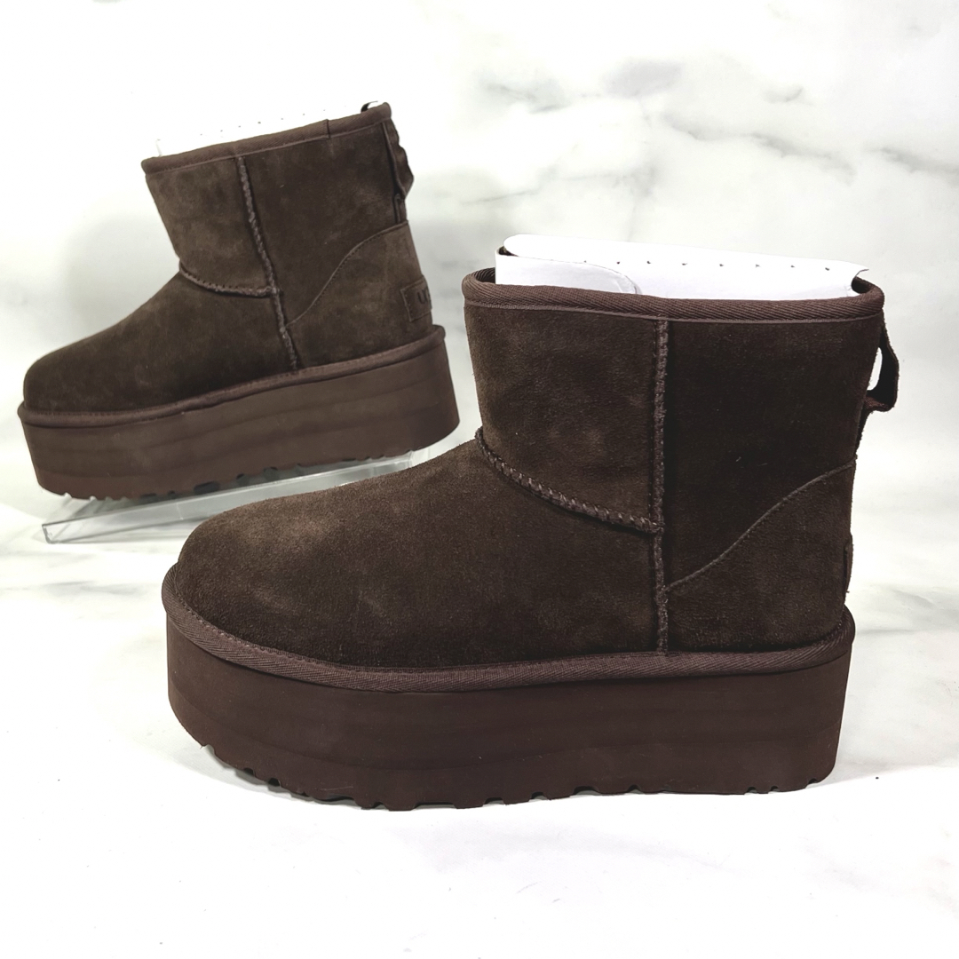 【新品未使用】UGG クラシック ミニ プラットフォーム ブーツ チョコ24.0