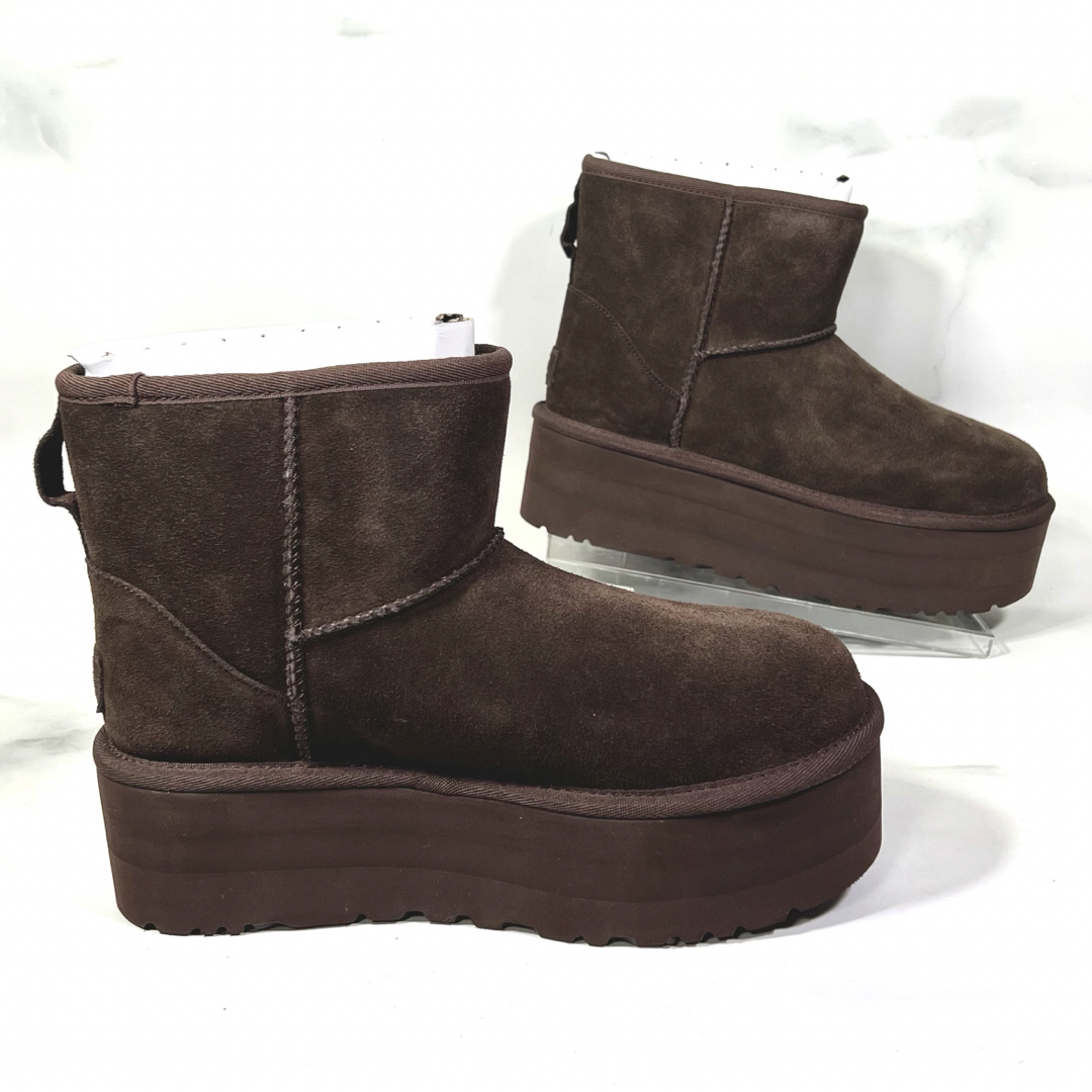 【新品未使用】UGG クラシック ミニ プラットフォーム ブーツ チョコ24.0