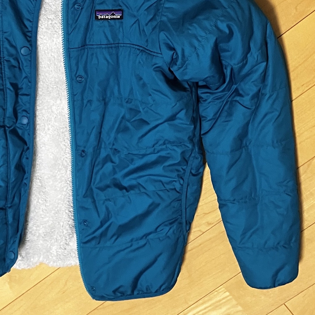 patagonia(パタゴニア)の【冬物セット割】パタゴニア Patagonia リバーシブルボアコート　160 キッズ/ベビー/マタニティのキッズ服男の子用(90cm~)(ジャケット/上着)の商品写真