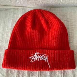 ステューシー(STUSSY)の美品　ステューシー　ニット帽　アクリル100%(ニット帽/ビーニー)