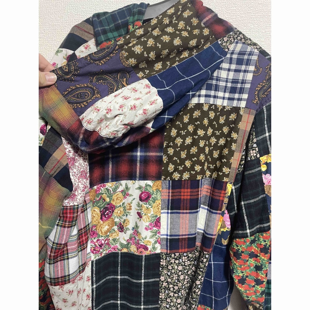 Supreme(シュプリーム)のSupreme PatchWork Anorak 16AW 花柄 アノラック  メンズのジャケット/アウター(マウンテンパーカー)の商品写真