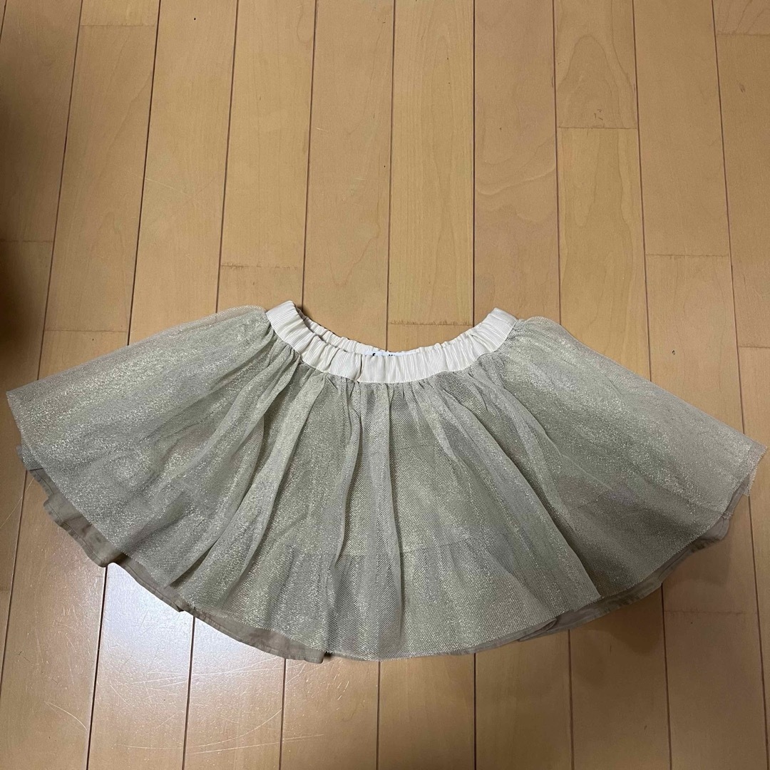 familiar(ファミリア)のfamiliarフレアチュールリバーシブルスカート100 キッズ/ベビー/マタニティのキッズ服女の子用(90cm~)(スカート)の商品写真