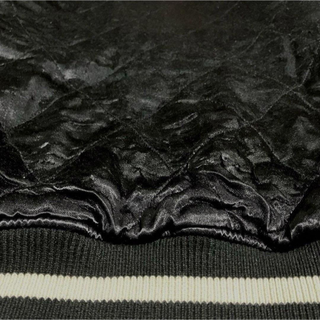 schott(ショット)のSchott　ショット　スカジャン　ベロア　キルティング　リバーシブル　蛇　刺繍 メンズのジャケット/アウター(スカジャン)の商品写真