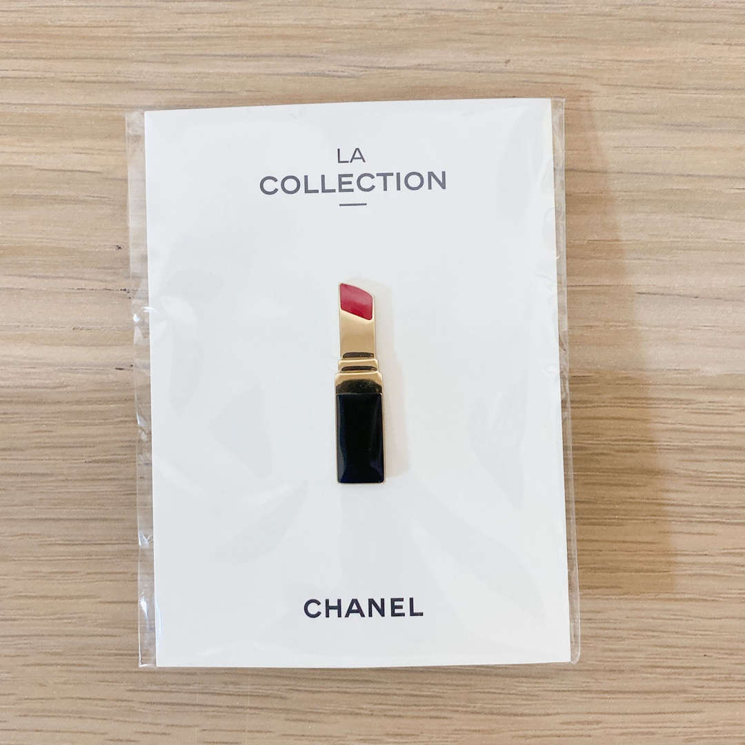 CHANEL(シャネル)の【CHANEL】ラコレクション　ピンバッジ エンタメ/ホビーのコレクション(ノベルティグッズ)の商品写真