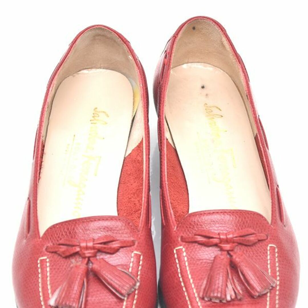 Salvatore Ferragamo(サルヴァトーレフェラガモ)のサルヴァトーレフェラガモ フリンジ ローファー パンプス 4.5B(約22cm) レディースの靴/シューズ(ハイヒール/パンプス)の商品写真