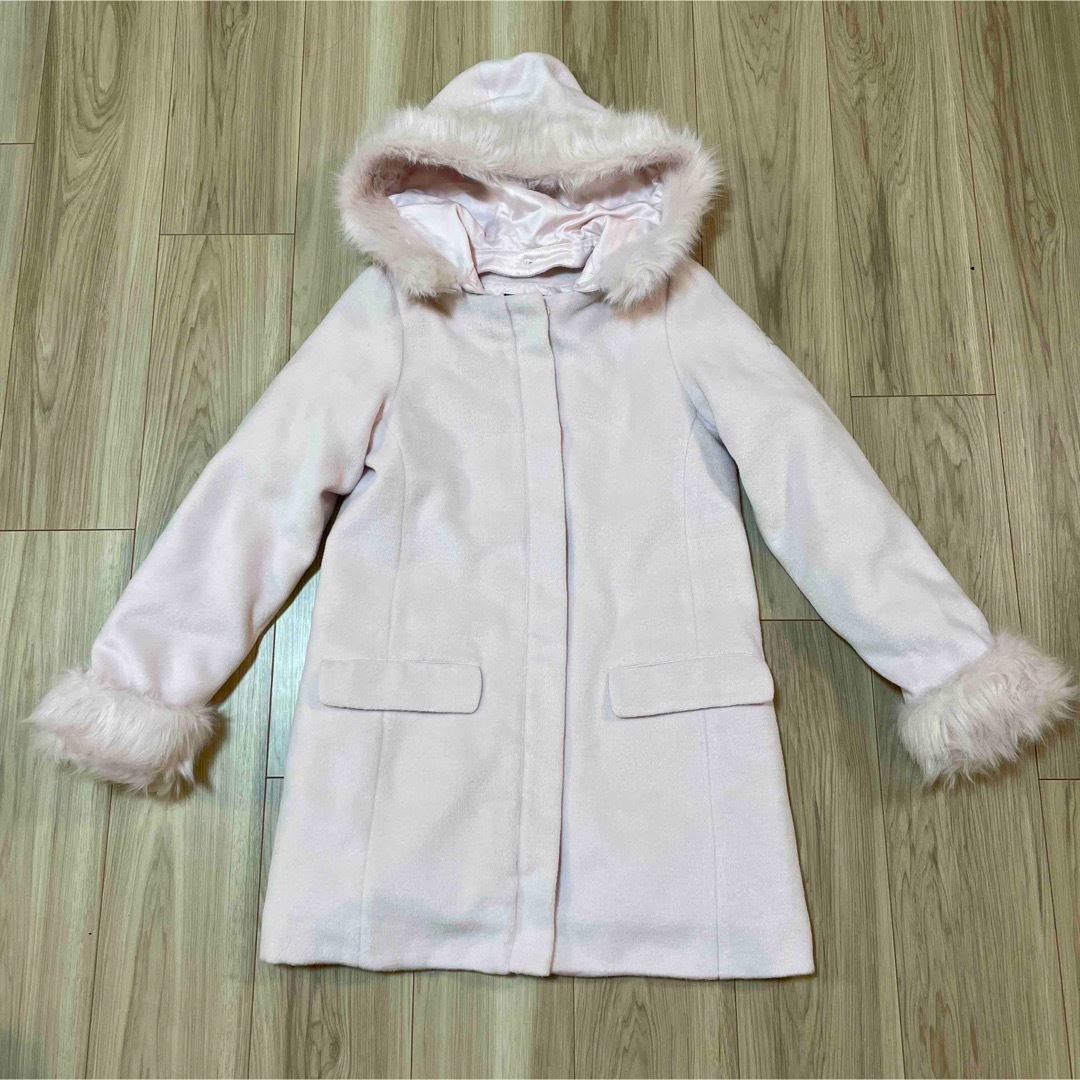 BeBe(ベベ)のBEBE べべ　コート ピンク　 キッズ/ベビー/マタニティのキッズ服女の子用(90cm~)(コート)の商品写真