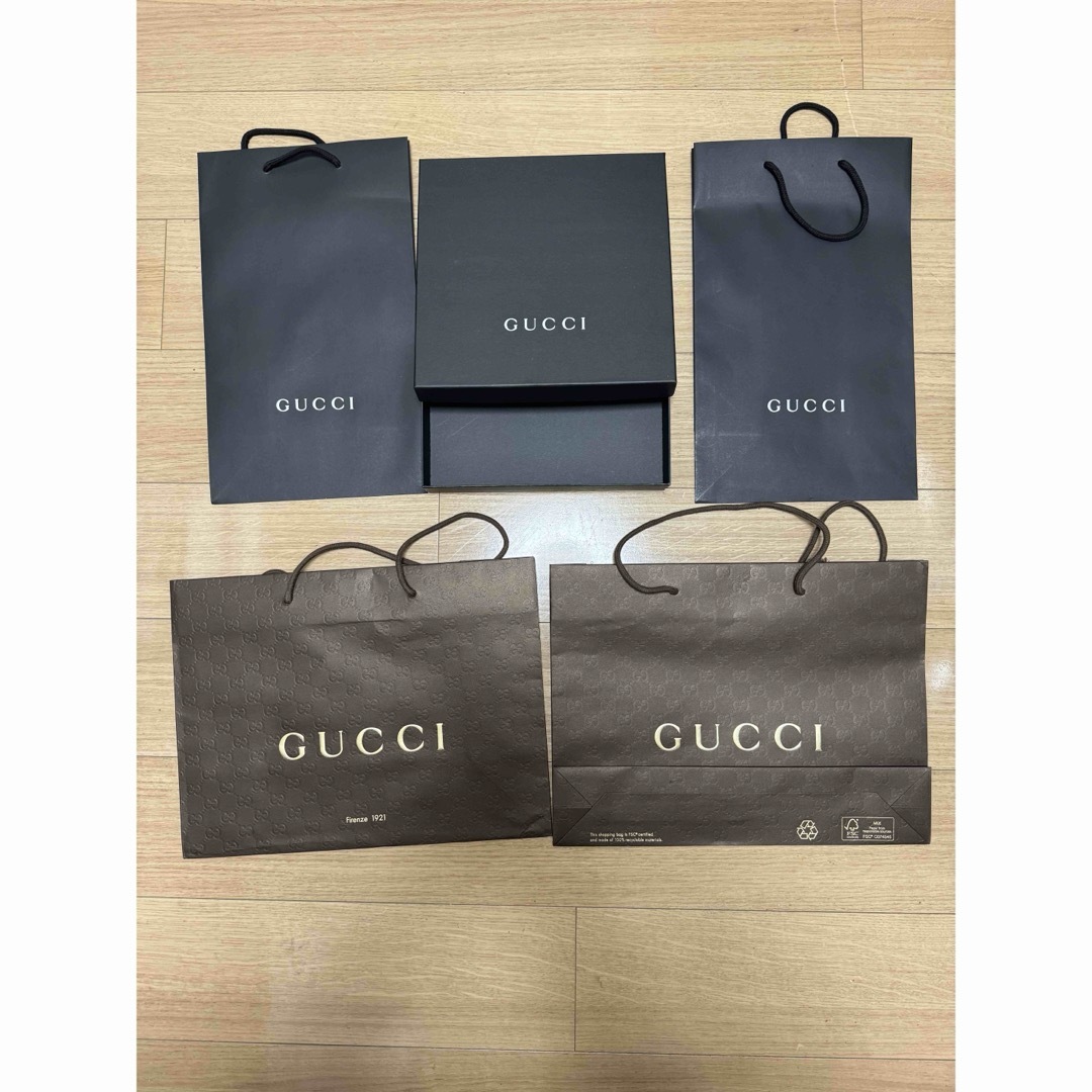 Gucci(グッチ)のグッチ　Gucci ショッパー　箱 レディースのバッグ(ショップ袋)の商品写真