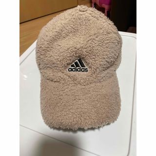 アディダス(adidas)のアディダス　もこもこ　キャップ(キャップ)