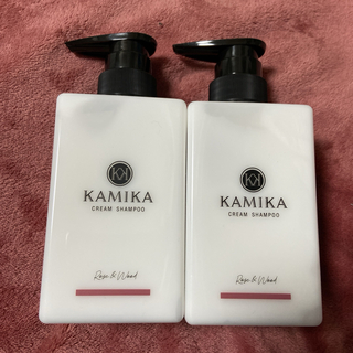 カミカ(KAMIKA)のKAMIKA カミカ 黒髪クリームシャンプー ローズ＆ウッド 2本セット(シャンプー)
