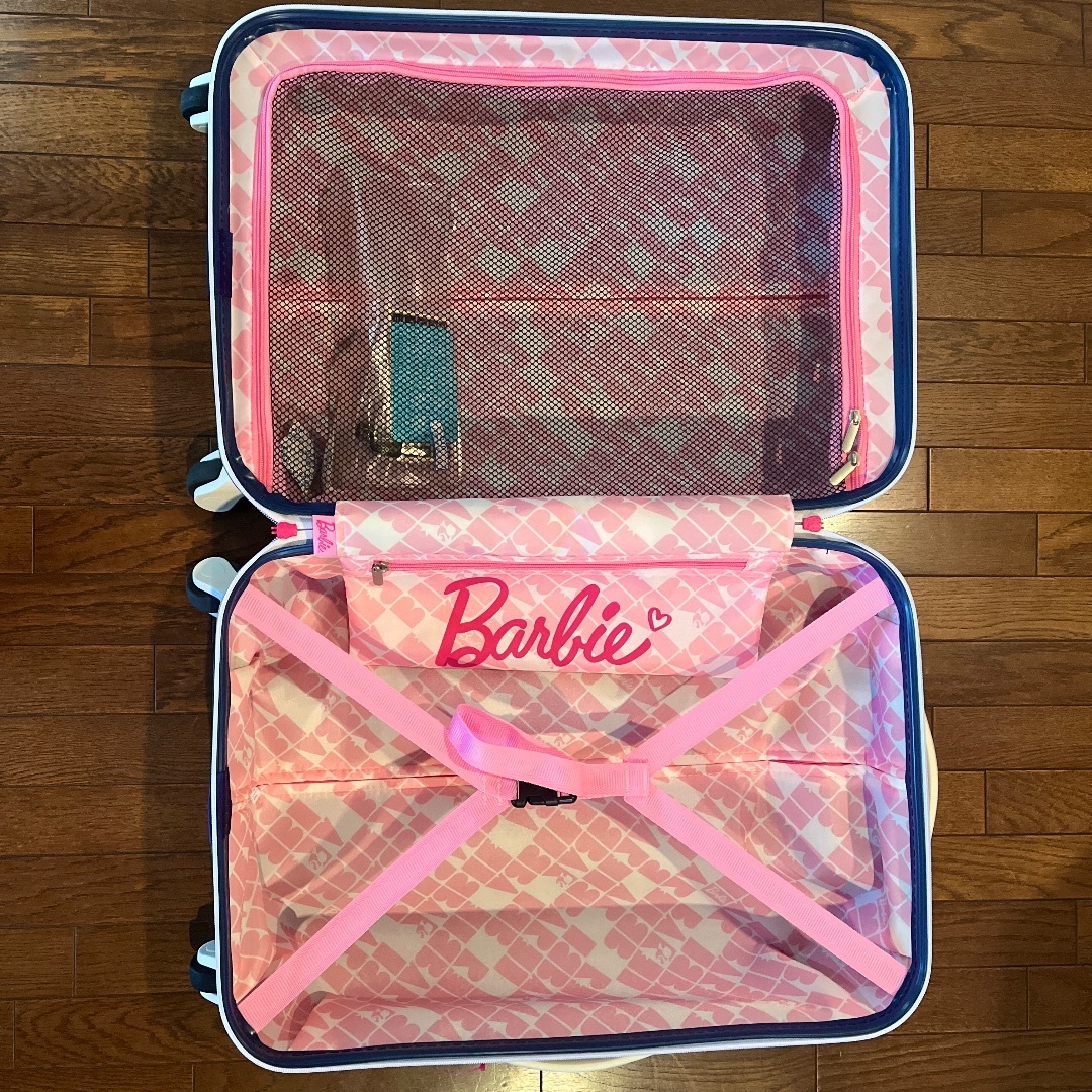 Barbie(バービー)のお値下げ★新品•未使用品♡Barbie キャリーケース レディースのバッグ(スーツケース/キャリーバッグ)の商品写真