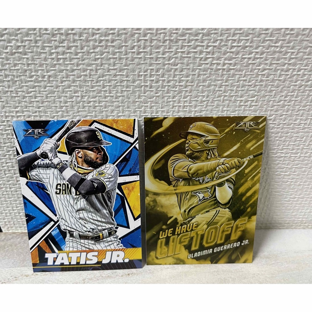 【topps fireカード】ゲレーロjrレア　タティスjr  カード エンタメ/ホビーのタレントグッズ(スポーツ選手)の商品写真