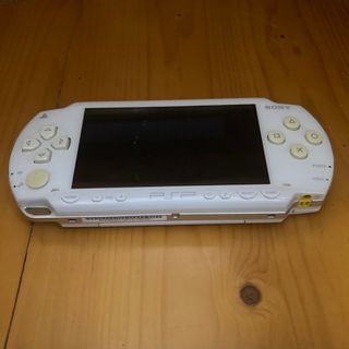 PSP 1000 本体　ホワイト　ジャンク(携帯用ゲーム機本体)