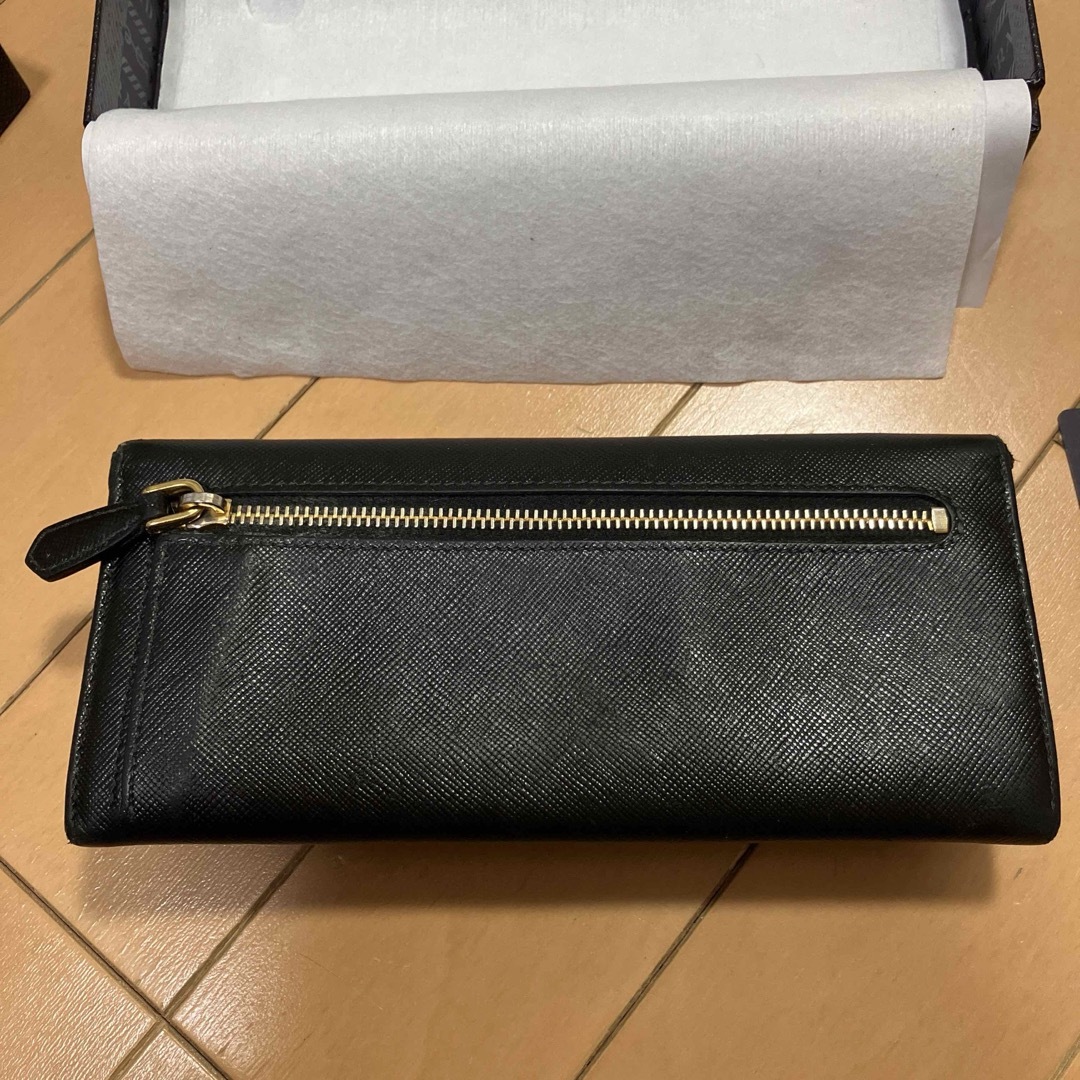 PRADA(プラダ)のPRADA プラダ　長財布　サフィアーノ　リボン　NERO レディースのファッション小物(財布)の商品写真