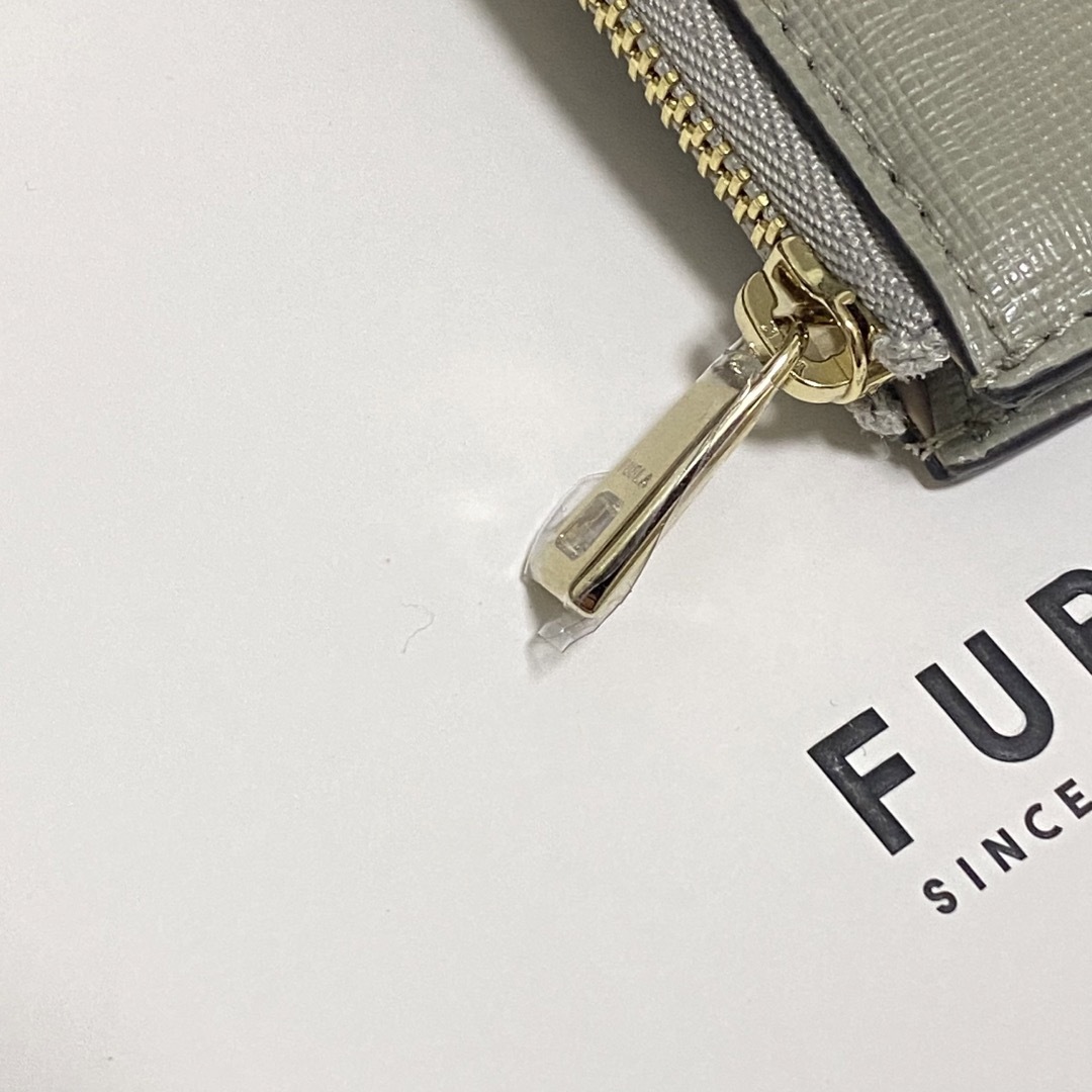 Furla(フルラ)のFURLA カードケース （ベージュグレー） レディースのファッション小物(名刺入れ/定期入れ)の商品写真
