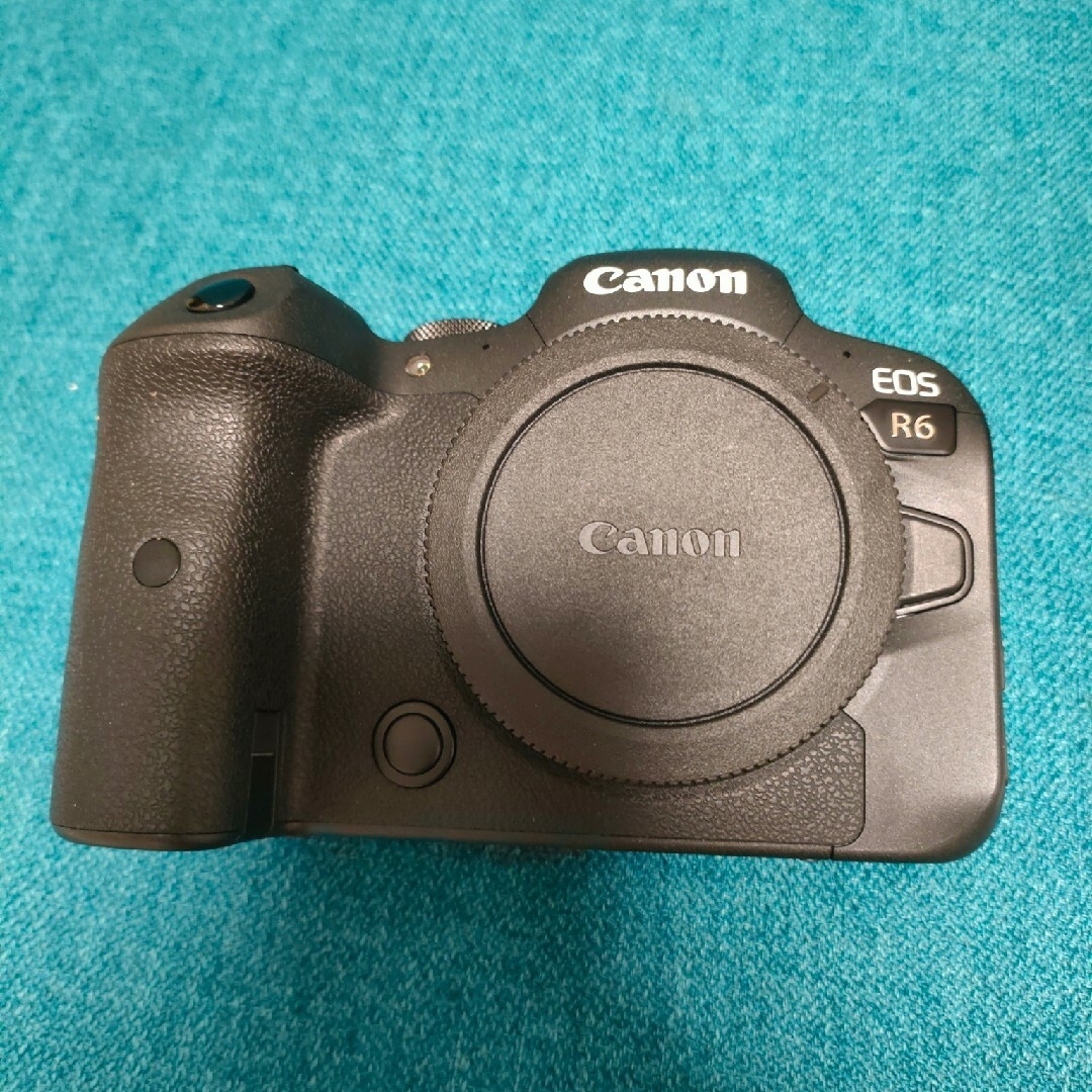 ひな様専用　EOS R6 ボディ スマホ/家電/カメラのカメラ(ミラーレス一眼)の商品写真