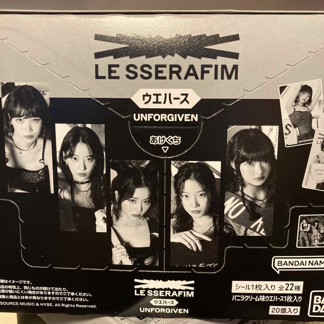 2箱セット LE SSERAFIMウエハース 20個入りBOX (食玩) 2箱セット LE SSERAFIMウエハース 20個入りBOX (食玩)