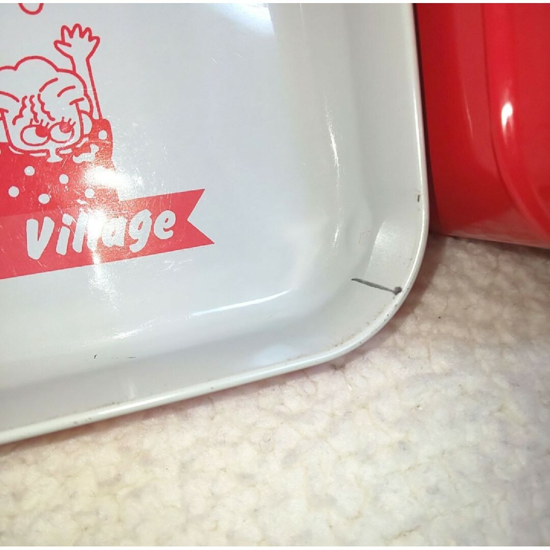 レモンビレッジ Lemon Village 缶BOX 赤【希少・昭和レトロ】の レモンビレッジ Lemon Village 缶BOX 赤【希少・昭和レトロ】の