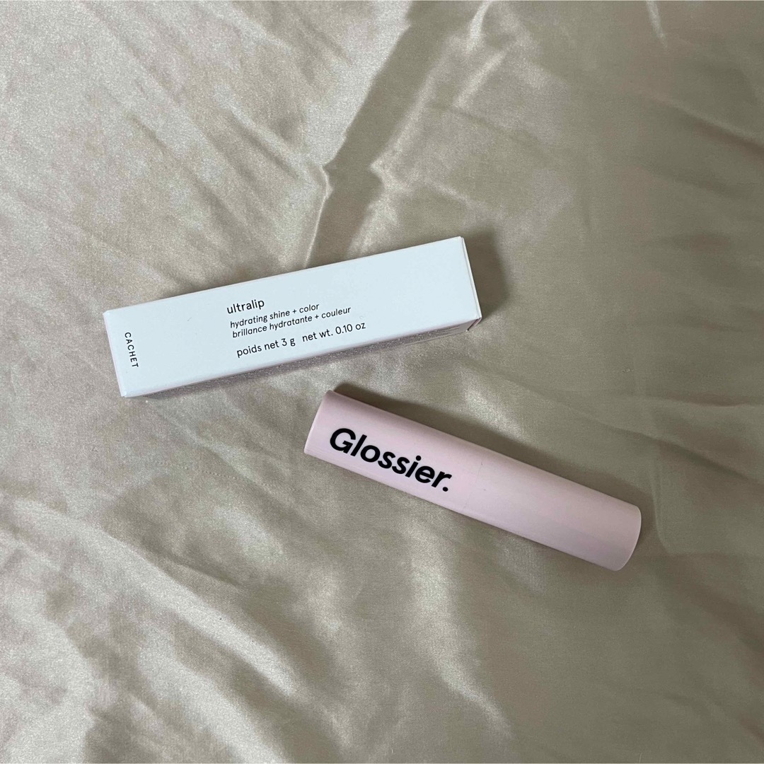 Sephora(セフォラ)の【日本未販売】Glossier リップ　cachet コスメ/美容のベースメイク/化粧品(リップグロス)の商品写真