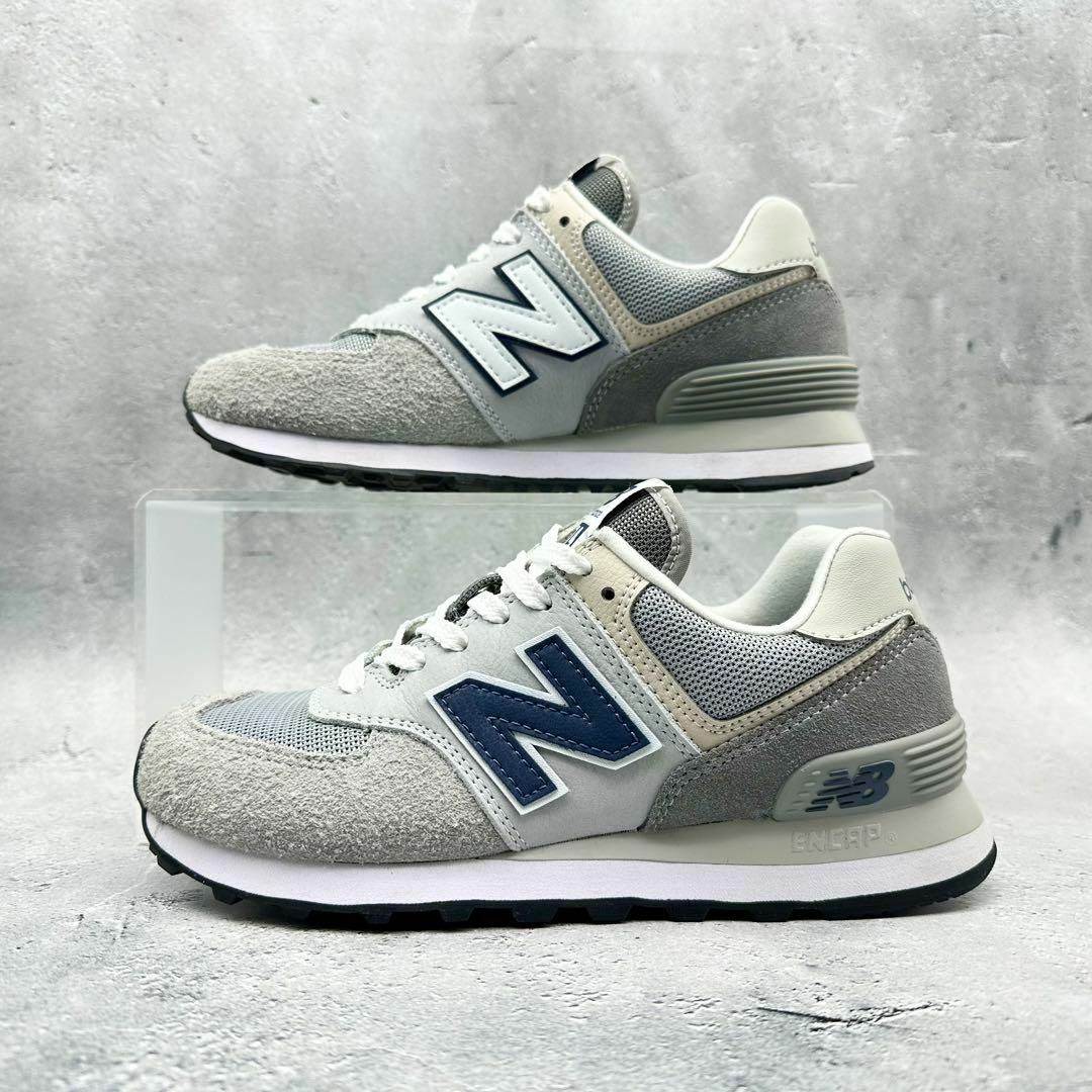 New Balance(ニューバランス)の【極美品】ニューバランス U574 グレー ネイビー 毛長スエード 限定カラー レディースの靴/シューズ(スニーカー)の商品写真