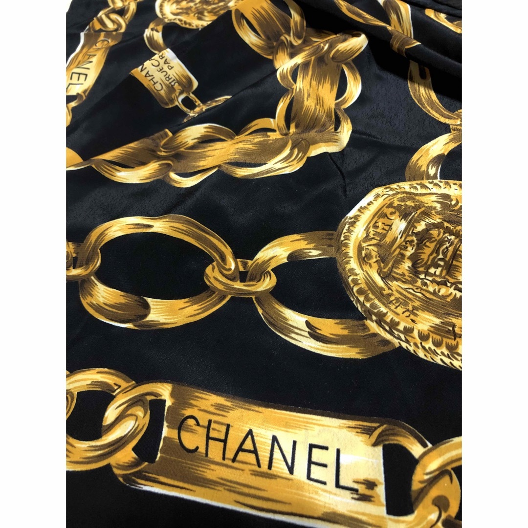 CHANEL(シャネル)のCHANEL大判スカーフ レディースのファッション小物(バンダナ/スカーフ)の商品写真