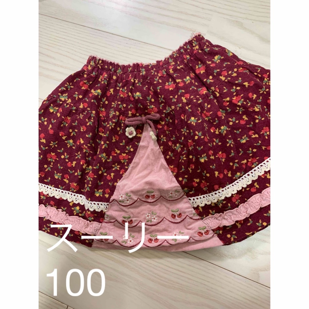 Souris(スーリー)のスーリー スカート 女の子 花柄 さくらんぼ柄 100 キッズ/ベビー/マタニティのキッズ服女の子用(90cm~)(スカート)の商品写真