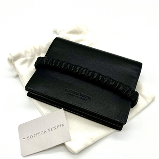 ボッテガヴェネタ(Bottega Veneta)のBOTTEGA VENETA バンド付き レザーカードケース ブラック 新品(名刺入れ/定期入れ)