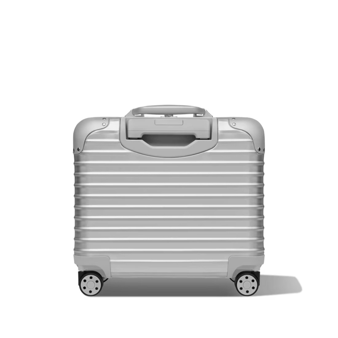 RIMOWA(リモワ)のRIMOWA リモワ ORIGINAL Compact 29L 機内持ち込み インテリア/住まい/日用品の日用品/生活雑貨/旅行(旅行用品)の商品写真